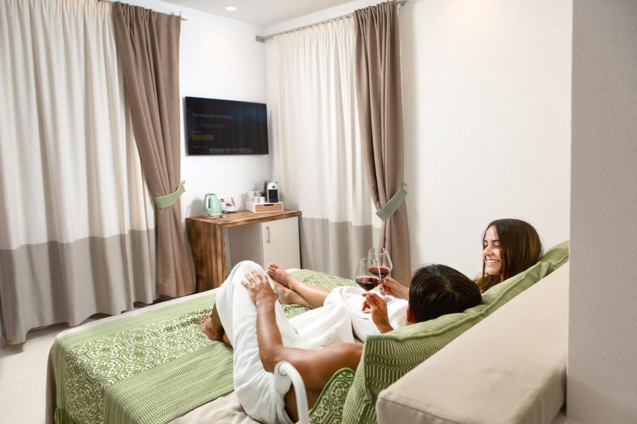 Assaje' Luxury Rooms Santa Teresa Gallura Ngoại thất bức ảnh
